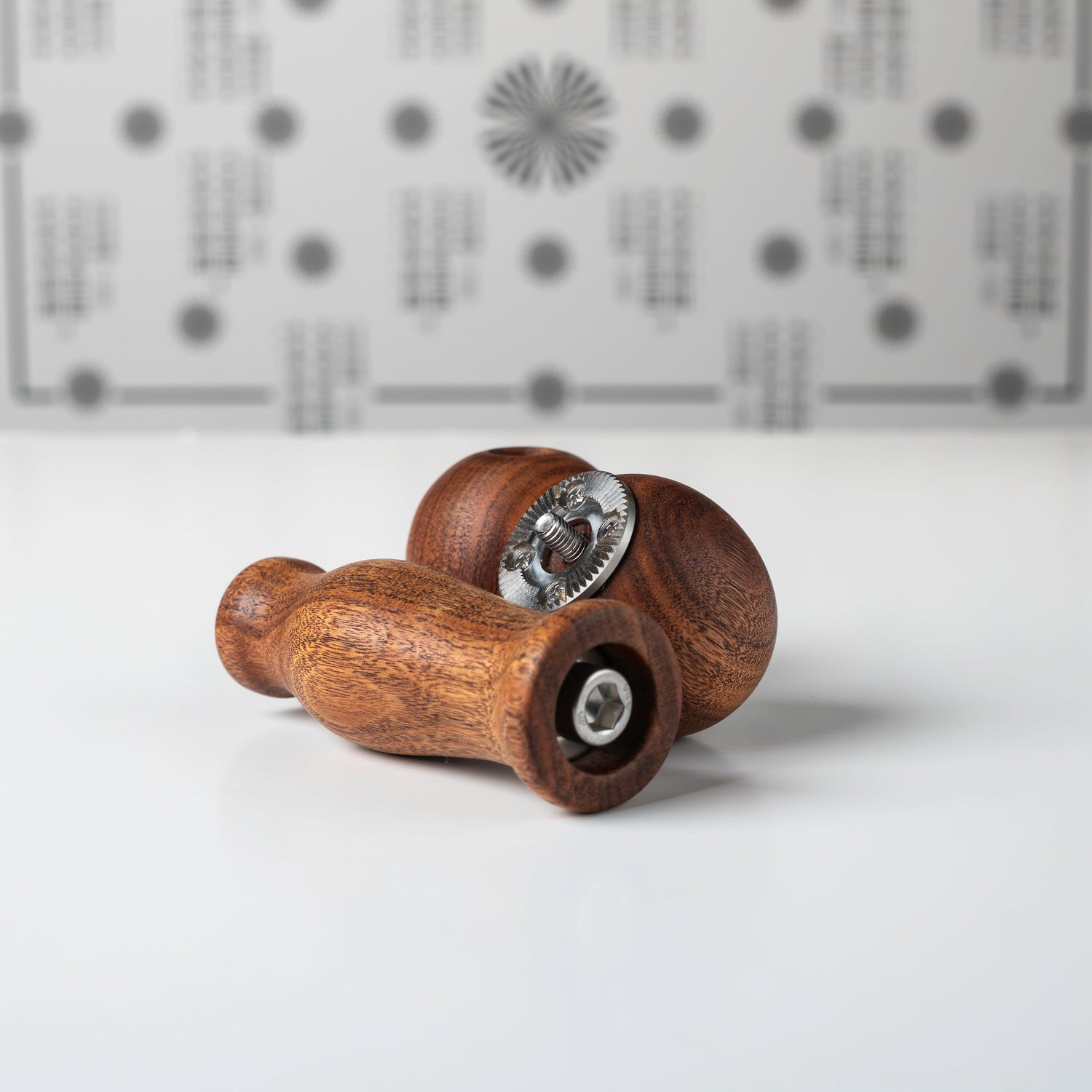HANDLES