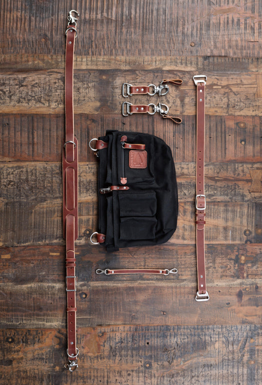 Explorer Lens Quiver | Canvas and Leather Messenger Bag