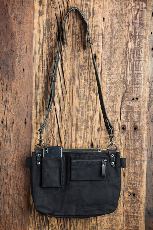 Leather Explorer Lens Quiver | Leather Messenger Bag