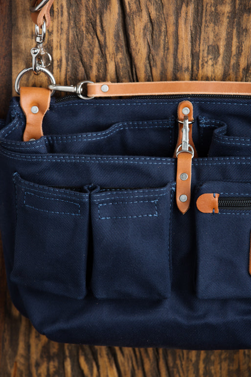 Explorer Lens Quiver | Canvas and Leather Messenger Bag