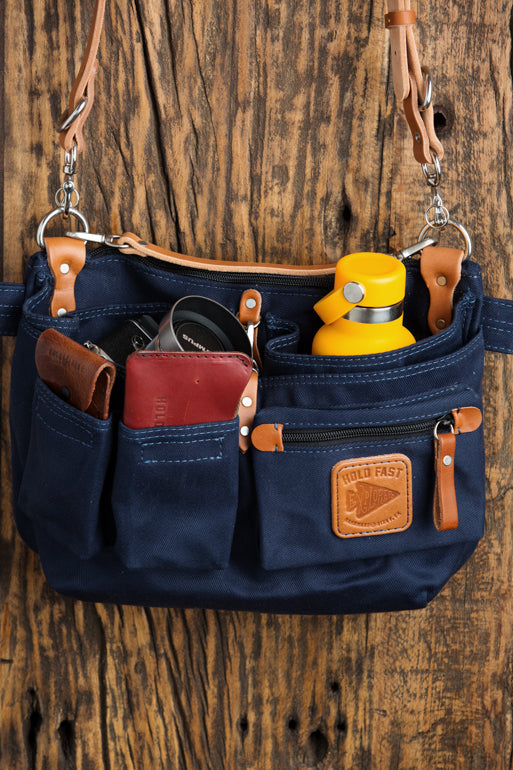 Explorer Lens Quiver | Canvas and Leather Messenger Bag