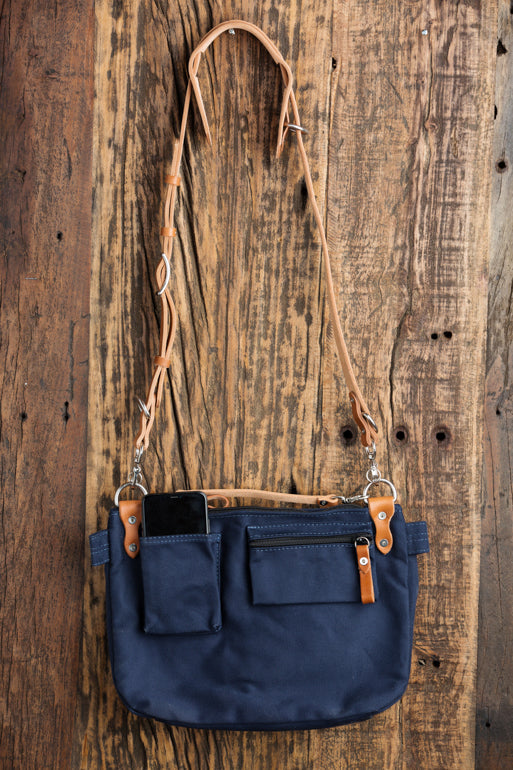 Explorer Lens Quiver | Canvas and Leather Messenger Bag