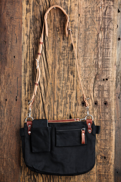 Explorer Lens Quiver | Canvas and Leather Messenger Bag