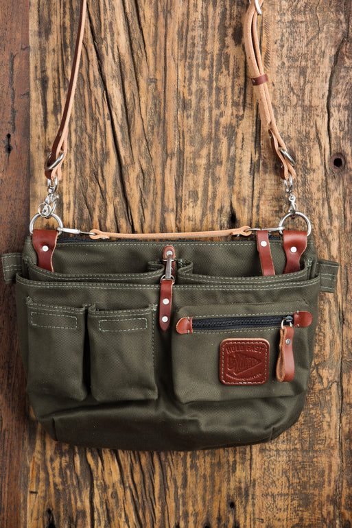 Explorer Lens Quiver | Canvas and Leather Messenger Bag