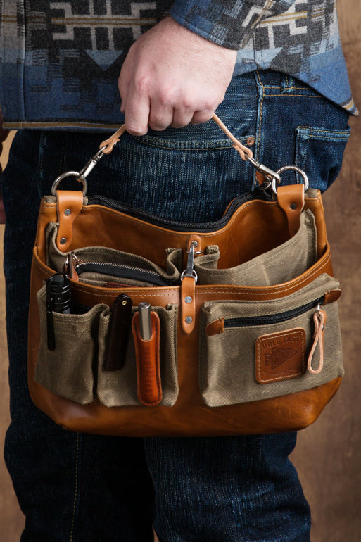 Explorer Lens Quiver | Canvas and Leather Messenger Bag