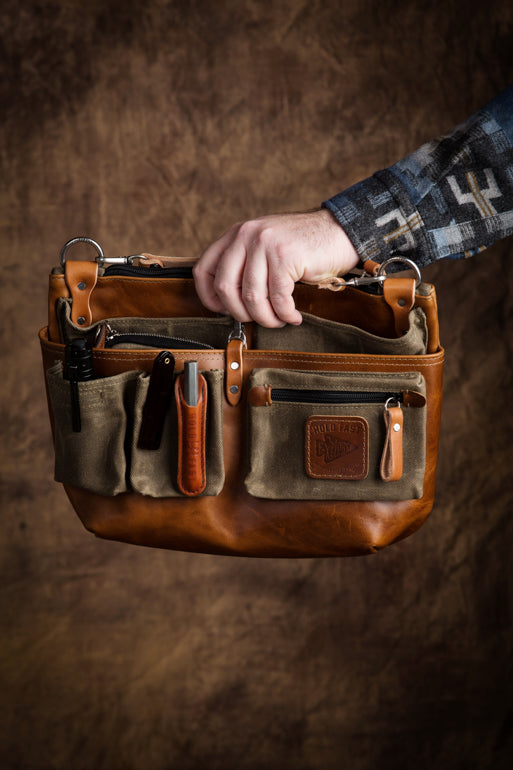 Leather Explorer Lens Quiver | Leather Messenger Bag