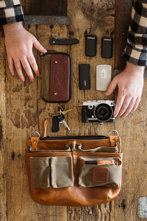 Explorer Lens Quiver | Canvas and Leather Messenger Bag