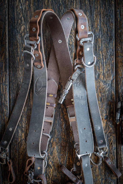 Explorer Lens Quiver | Canvas and Leather Messenger Bag